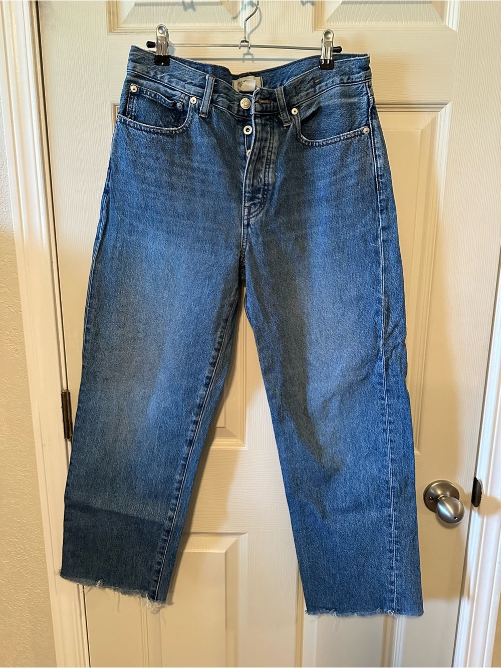 Madewell Women’s Low Slung Straight-Leg Blue Denim Jeans with Raw Hem